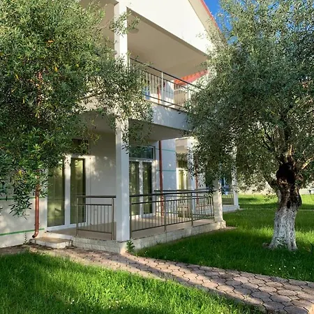 Aria Prive Villa