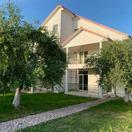 Aria Prive Villa